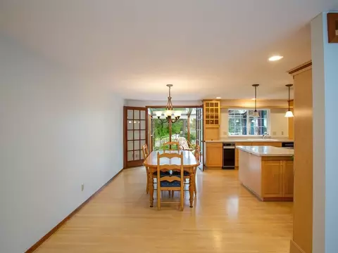1104 E Glencrest Dr, Spokane, WA 99208 photo 3