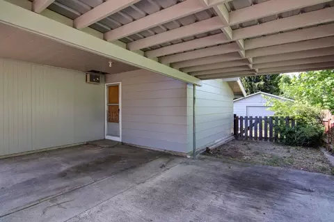 115 E Astor Dr, Spokane, WA 99208 photo 3