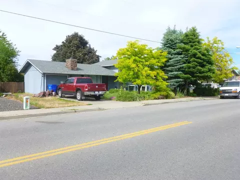 14715 E 4th Ave, Spokane Valley, WA 99216 photo 2