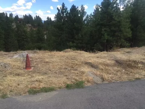 7624 E Ruby Ln, Spokane, WA 99202 photo 3