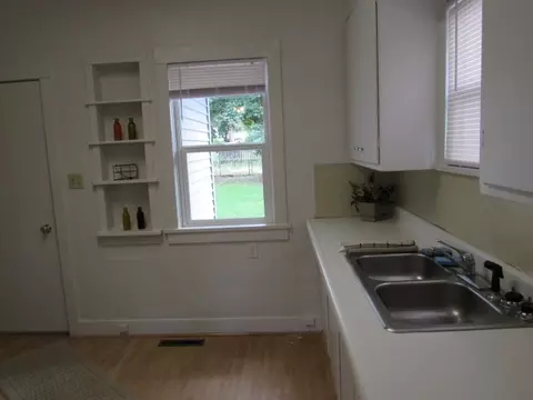 3618 E 6th Ave, Spokane, WA 99202 photo 4