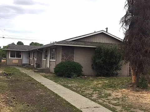 1917 E Sinto Ave, Spokane, WA 99202 photo 1