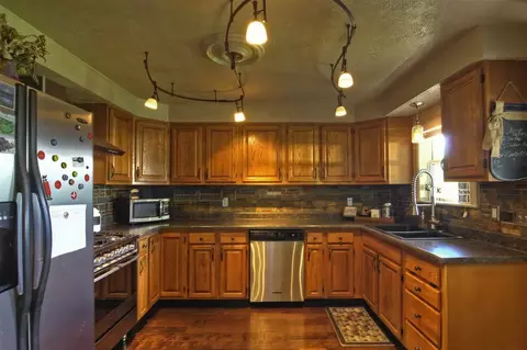 12002 E 22nd Ave, Spokane Valley, WA 99206 photo 5