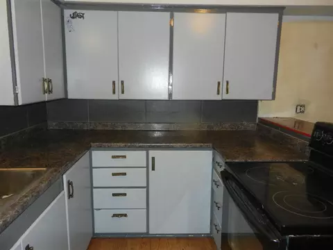 806 E 8th Ave, Spokane, WA 99202 photo 4