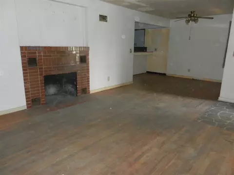 806 E 8th Ave, Spokane, WA 99202 photo 2