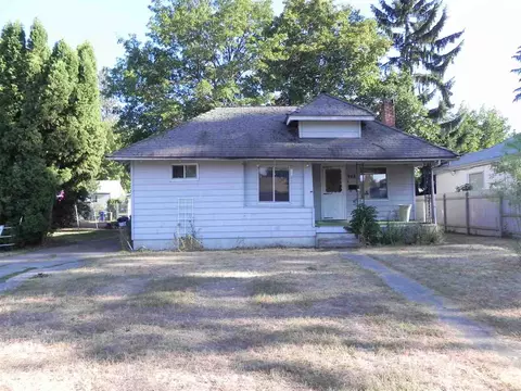 948 E 38th Ave, Spokane, WA 99203 photo 1