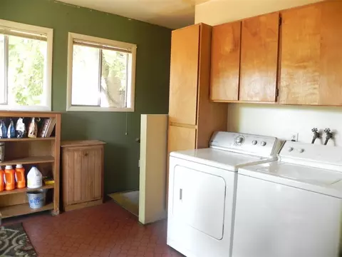 948 E 38th Ave, Spokane, WA 99203 photo 7
