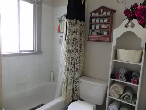 948 E 38th Ave, Spokane, WA 99203 photo 8