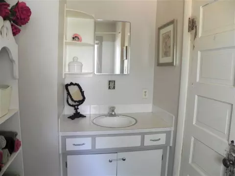 948 E 38th Ave, Spokane, WA 99203 photo 9