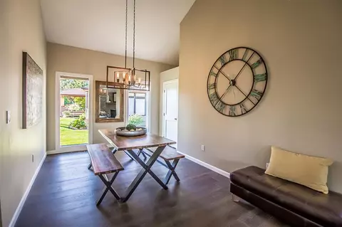 706 E High Dr, Spokane, WA 99203 photo 8