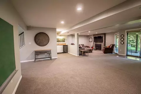 706 E High Dr, Spokane, WA 99203 photo 14