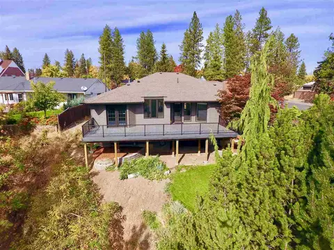 706 E High Dr, Spokane, WA 99203 photo 2