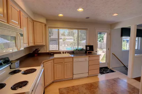 2703 E 39th Ave, Spokane, WA 99223 photo 8