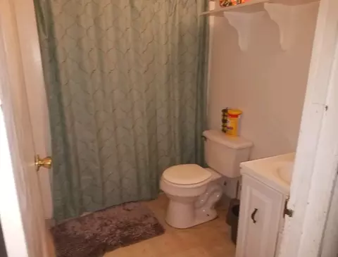 623 E Sanson Ave, Spokane, WA 99207 photo 8