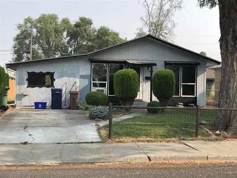 1653 E Longfellow, Spokane, WA 99207 photo 1