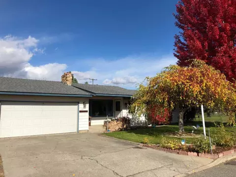 11821 E 15th Ave, Spokane Valley, WA 99206 photo 1
