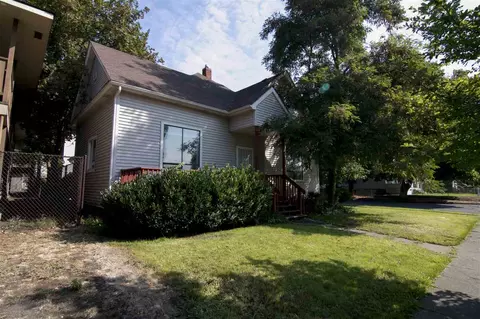 947 E Augusta Ave, Spokane, WA 99207 photo 3