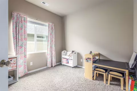 204 E Travis Ct, Spokane, WA 99208 photo 13