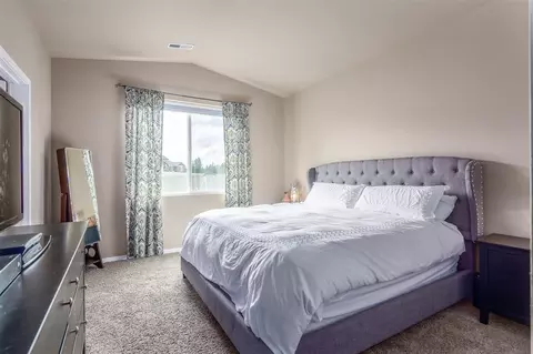 204 E Travis Ct, Spokane, WA 99208 photo 8