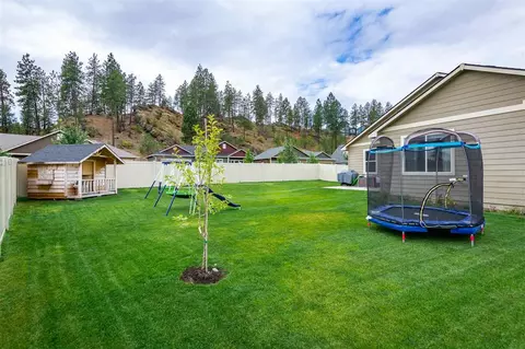 204 E Travis Ct, Spokane, WA 99208 photo 17