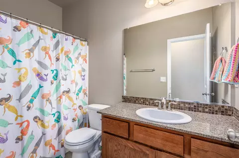 204 E Travis Ct, Spokane, WA 99208 photo 12