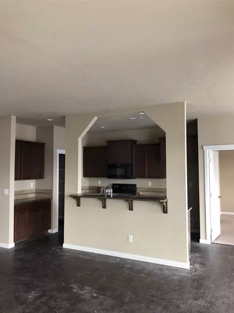 8610 N Maple Ln, Spokane, WA 99208 photo 3