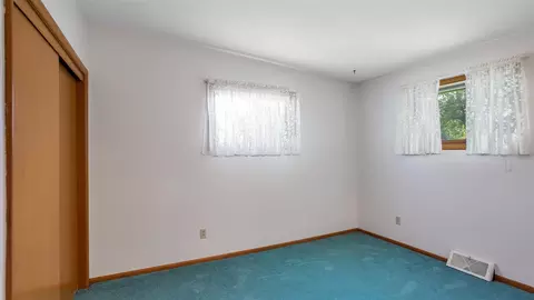 12104 E 9th Ave, Spokane Valley, WA 99206 photo 8