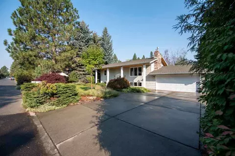 1925 E 55th Ave, Spokane, WA 99223 photo 3