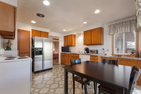 10823 E 16th Ave, Spokane Valley, WA 99206 photo 5