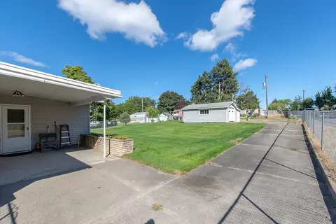 10823 E 16th Ave, Spokane Valley, WA 99206 photo 17