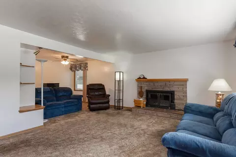 10823 E 16th Ave, Spokane Valley, WA 99206 photo 3