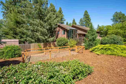 2811 E 11th Ave, Spokane, WA 99202 photo 2