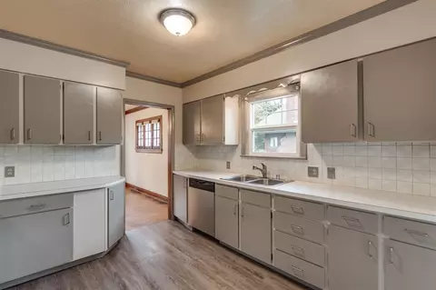 724 E 33rd Ave, Spokane, WA 99203 photo 7