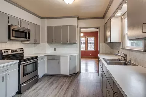 724 E 33rd Ave, Spokane, WA 99203 photo 8