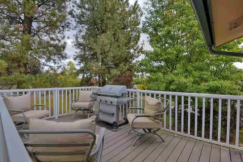 811 E Brady Ct, Spokane, WA 99208 photo 19