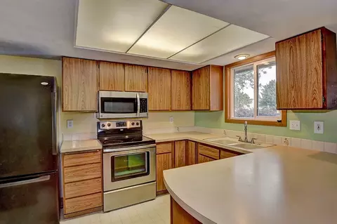 811 E Brady Ct, Spokane, WA 99208 photo 4