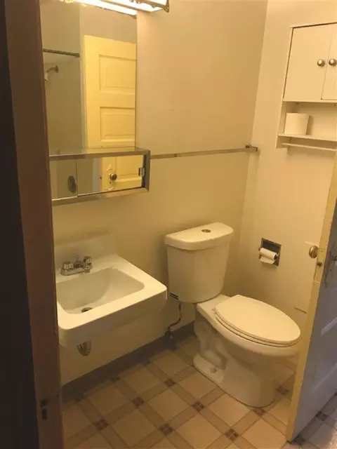 383 E 8th Ave, Spokane, WA 99202 photo 15