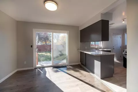 308 E Wabash Ave, Spokane, WA 99207 photo 5