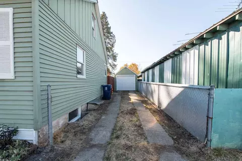 308 E Wabash Ave, Spokane, WA 99207 photo 20