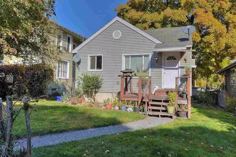 227 E 18th Ave, Spokane, WA 99203 photo 1