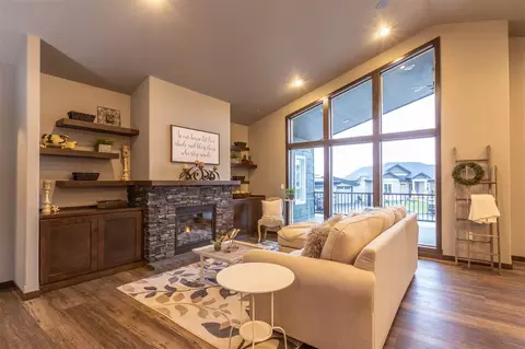201 E Sapphire Ln, Spokane, WA 99208 photo 5