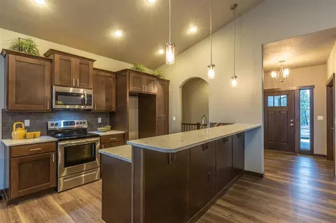 201 E Sapphire Ln, Spokane, WA 99208 photo 8