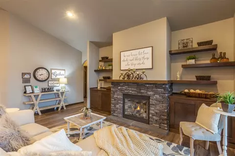 201 E Sapphire Ln, Spokane, WA 99208 photo 7