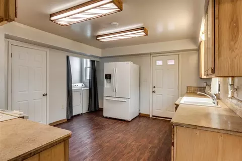 2221 Everett Ave, Spokane, WA 99207 photo 4