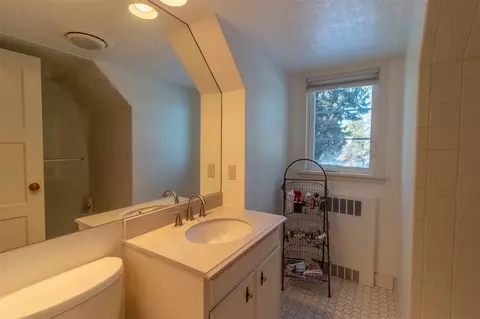 1118 E Overbluff Rd, Spokane, WA 99203 photo 17