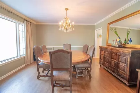 1118 E Overbluff Rd, Spokane, WA 99203 photo 5