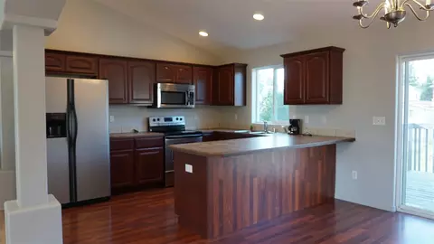 4246 E 8th Ave, Spokane, WA 99202 photo 4