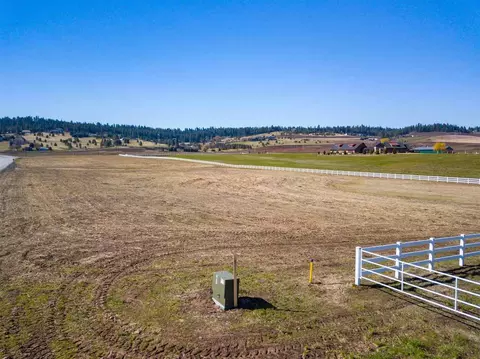 7407 E Stoneman Rd, Spokane, WA 99217 photo 12