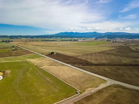 7407 E Stoneman Rd, Spokane, WA 99217 photo 9