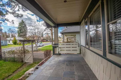 815 E 33rd Ave, Spokane, WA 99203 photo 3